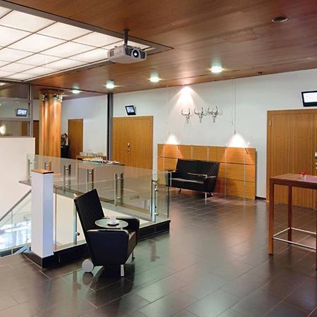 Moevenpick Hotel Zurich Airport Opfikon-Glattbrugg Dış mekan fotoğraf