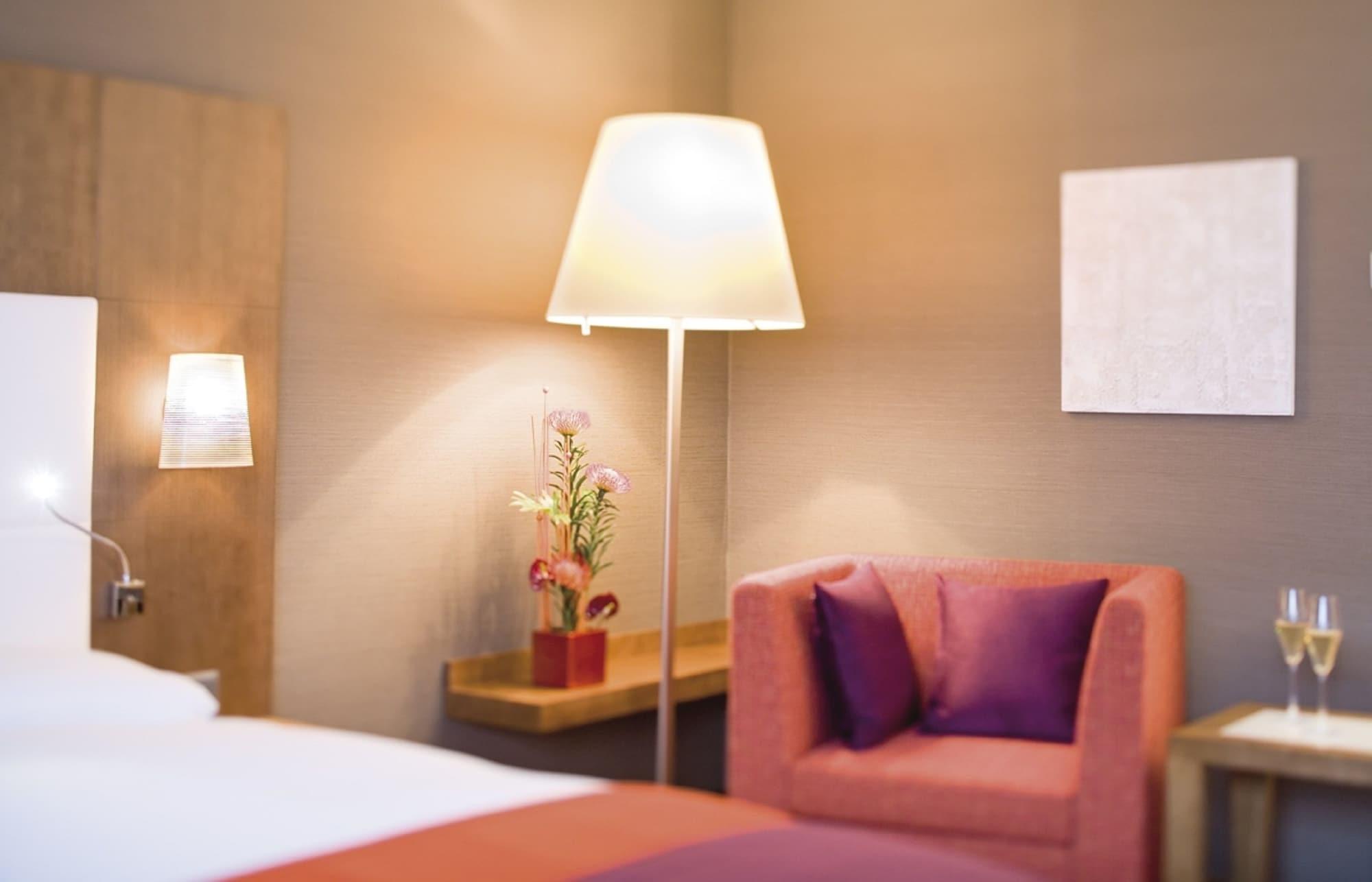 Moevenpick Hotel Zurich Airport Opfikon-Glattbrugg Dış mekan fotoğraf
