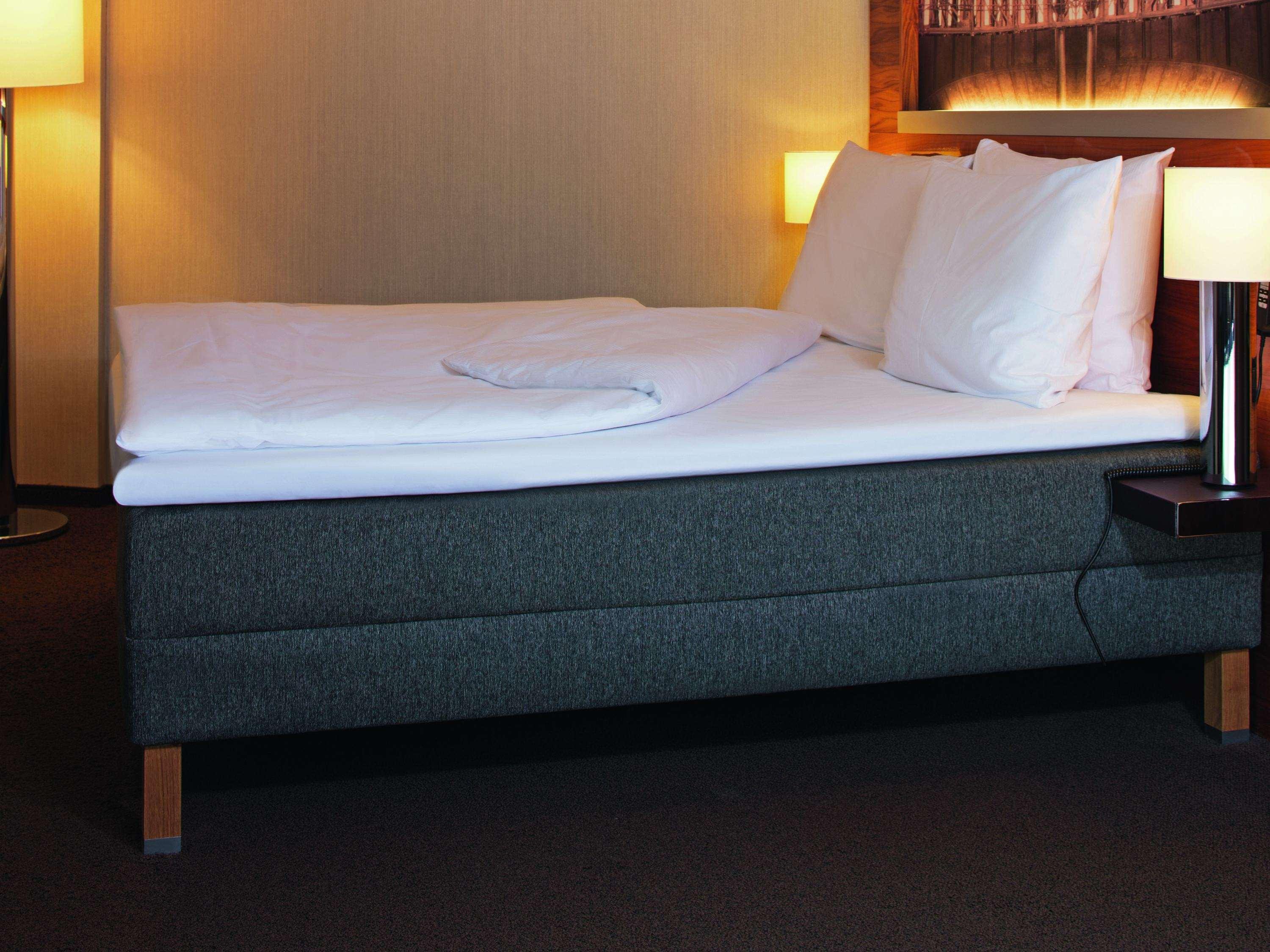 Moevenpick Hotel Zurich Airport Opfikon-Glattbrugg Dış mekan fotoğraf