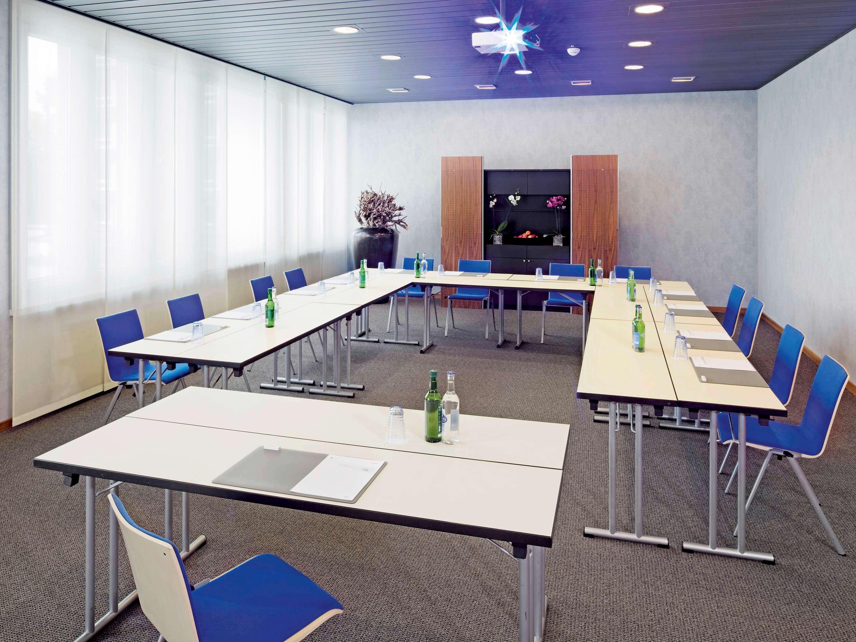 Moevenpick Hotel Zurich Airport Opfikon-Glattbrugg Dış mekan fotoğraf