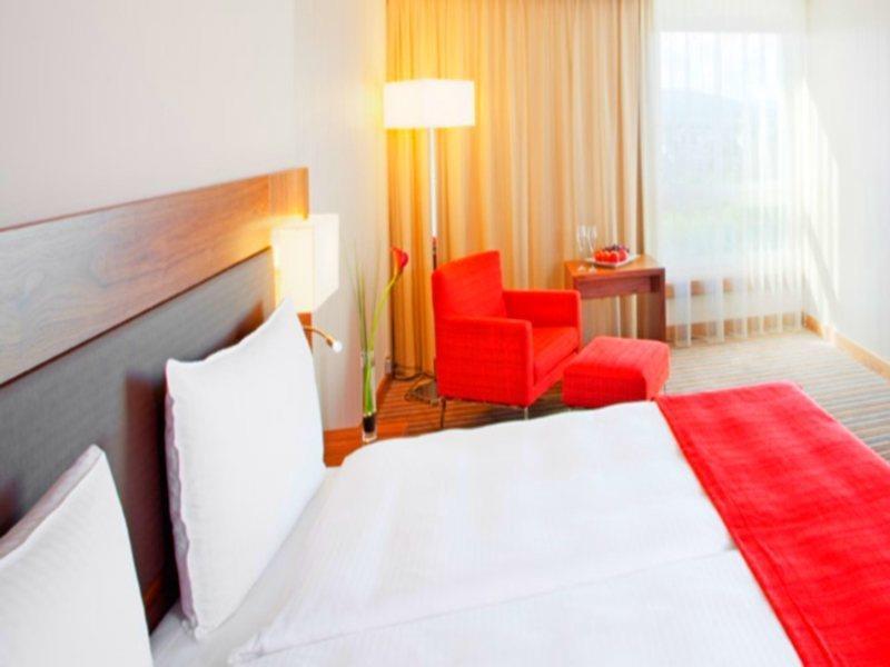 Moevenpick Hotel Zurich Airport Opfikon-Glattbrugg Dış mekan fotoğraf